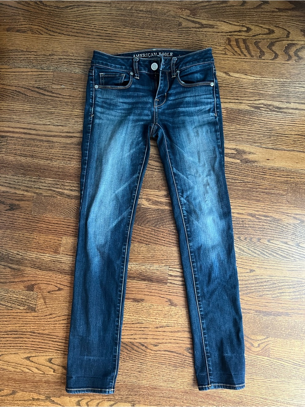 American Eagle Outfitters Skinny Jeans in Dark Indigo Wash size 0